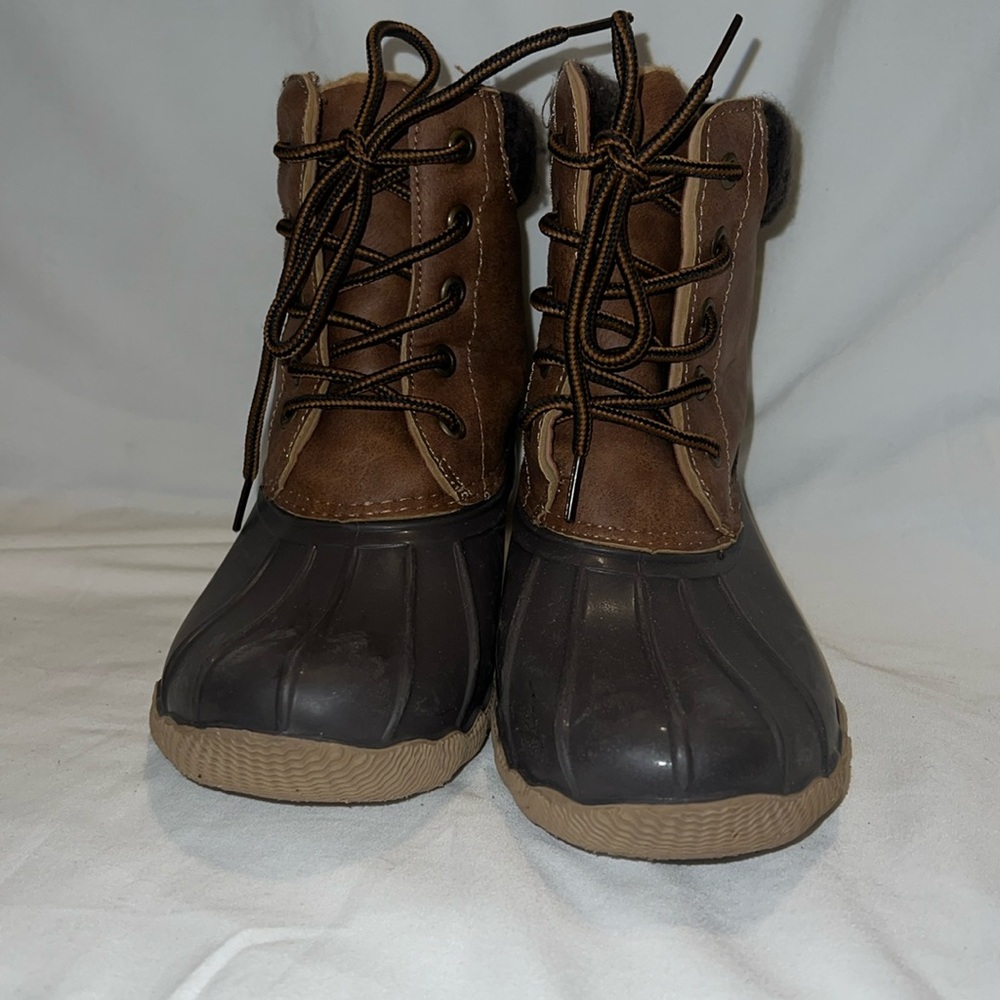 FabKids Winter Boots size 1